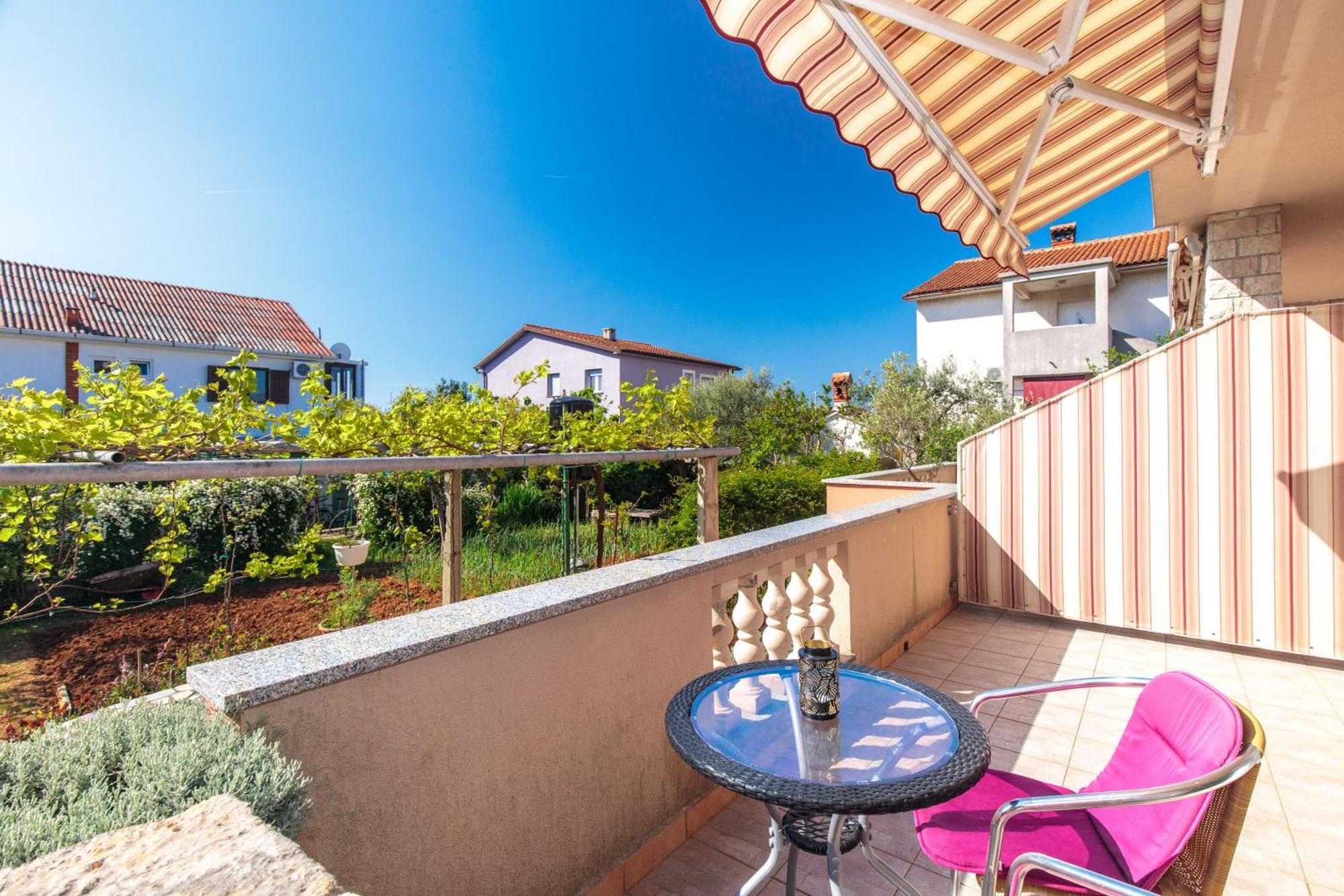 Apartment Todor Крк Екстер'єр фото